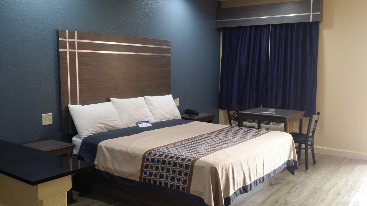Americas Best Value Inn & Suites Northeast Houston Zewnętrze zdjęcie