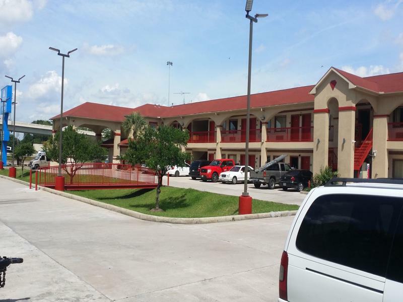 Americas Best Value Inn & Suites Northeast Houston Zewnętrze zdjęcie
